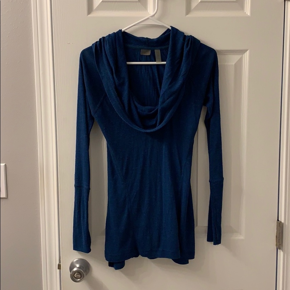 Zella cowl neck ruched back pull over